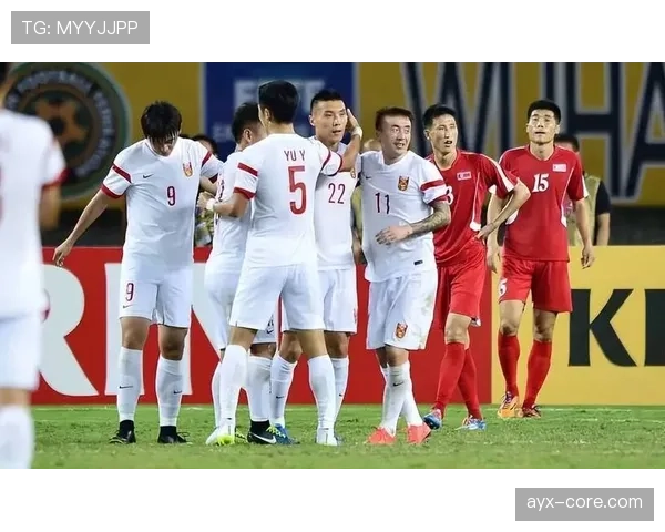 韩国队近期主力阵容与战绩保持稳定，在东亚杯前两轮展现了防守强度提升